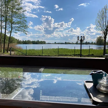 Bajkowa Przystan Nad Jeziorem 別荘 *