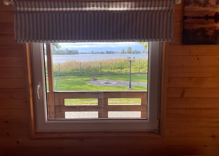 Bajkowa Przystan Nad Jeziorem 別荘 Zon